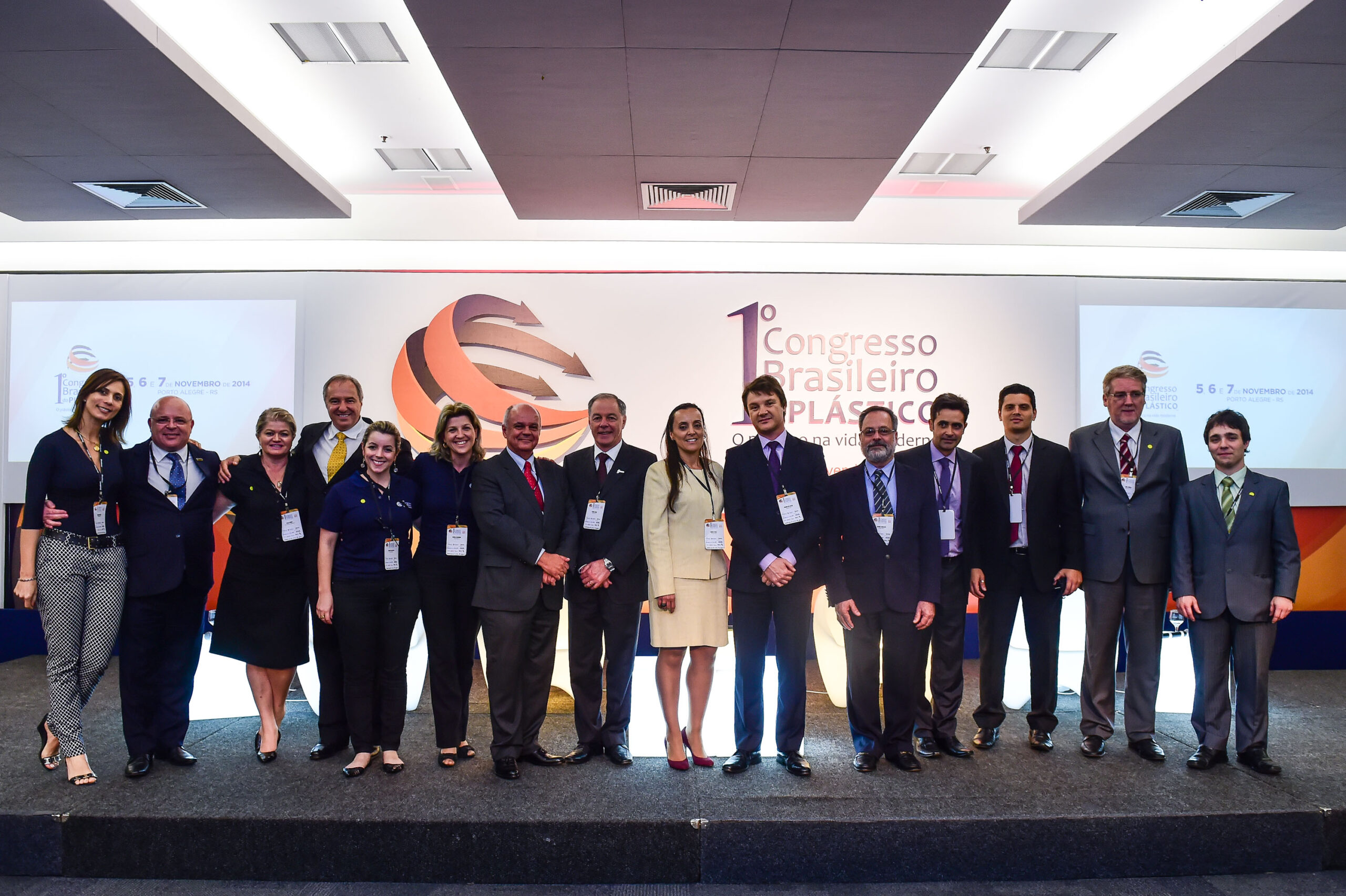 Porto Alegre-RS; 06/11/2014; Primeiro Congresso Brasileiro do Plástico, realizado nos dias 05, 06 e 07 de novembro na FIERGS em Porto Alegre. Foto: Vinícius Costa/ Agência Preview