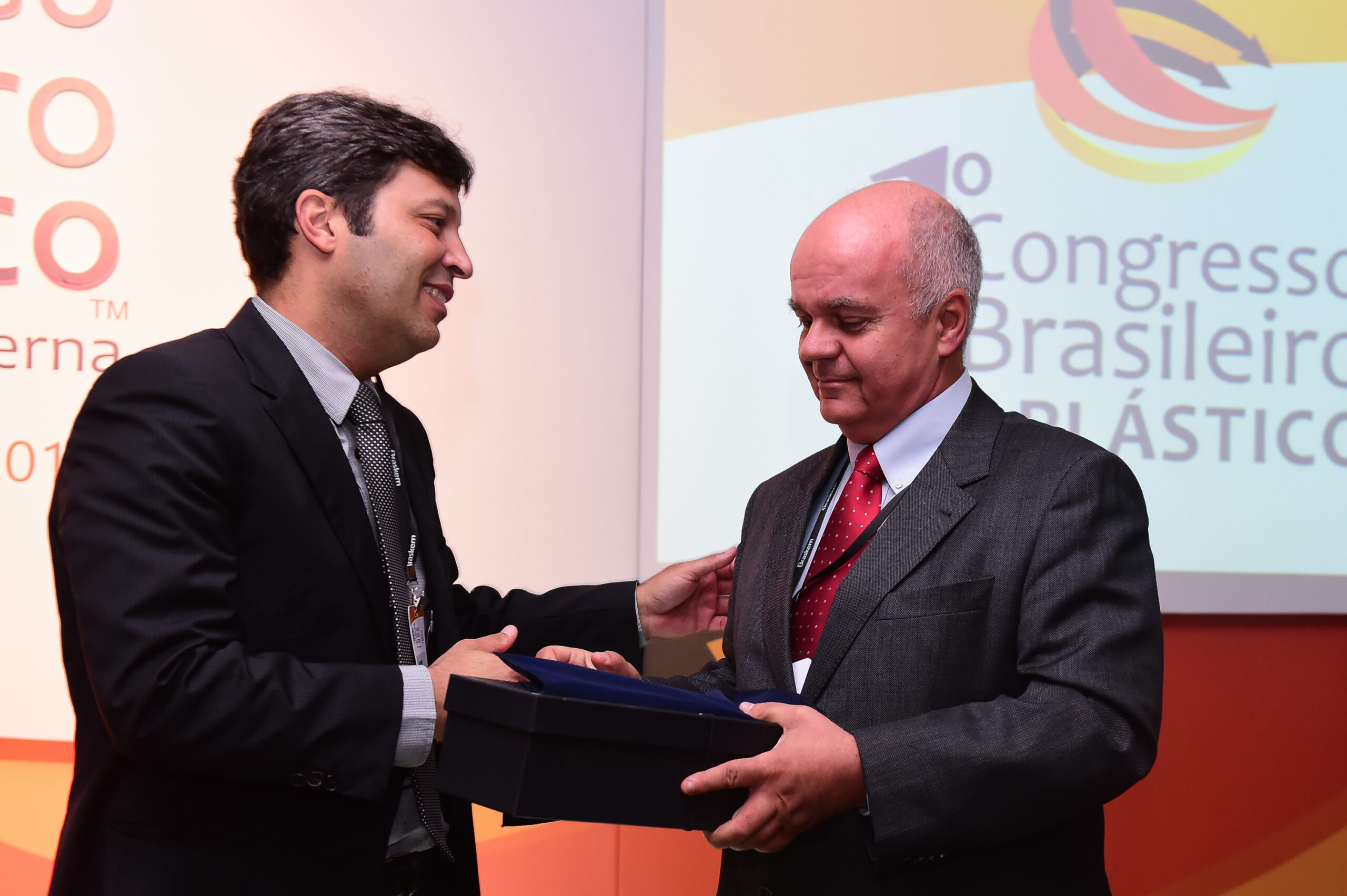 Porto Alegre-RS; 06/11/2014; Primeiro Congresso Brasileiro do Plástico, realizado nos dias 05, 06 e 07 de novembro na FIERGS em Porto Alegre. Foto: Vinícius Costa/ Agência Preview