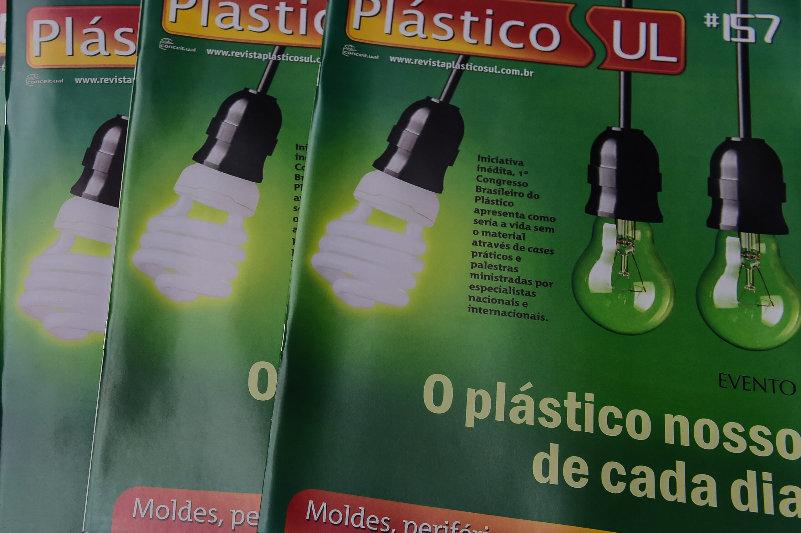 Porto Alegre-RS; 06/11/2014; Primeiro Congresso Brasileiro do Plástico, realizado nos dias 05, 06 e 07 de novembro na FIERGS em Porto Alegre. Foto: Vinícius Costa/ Agência Preview