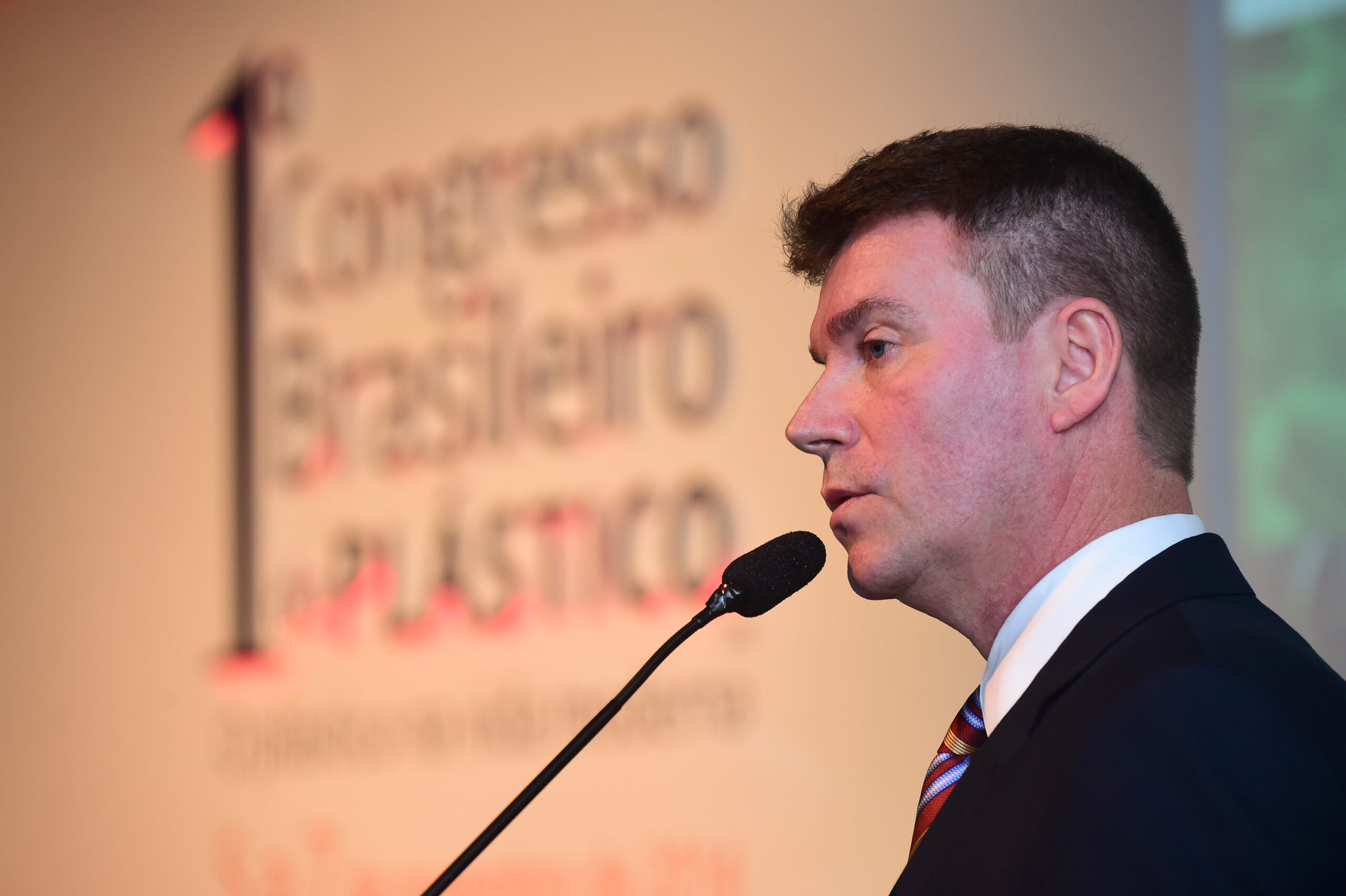 Porto Alegre-RS; 06/11/2014; Primeiro Congresso Brasileiro do Plástico, realizado nos dias 05, 06 e 07 de novembro na FIERGS em Porto Alegre. Foto: Vinícius Costa/ Agência Preview